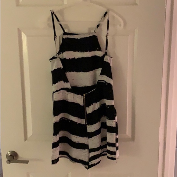 Open back romper - Picture 6 of 6